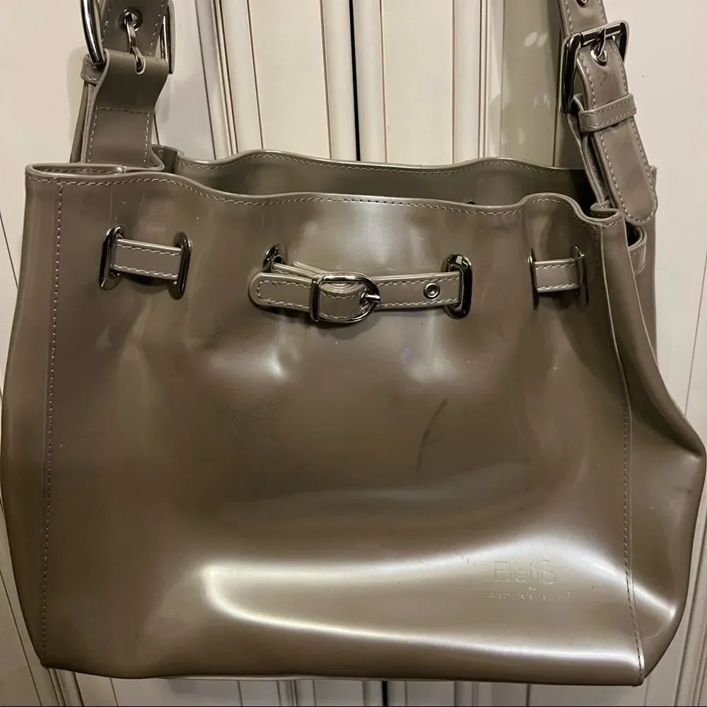 Beijo Shoulder Bag Black Patent Leather